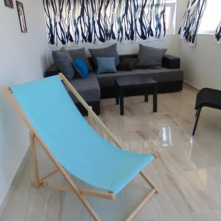 Apartman Maris * Vir